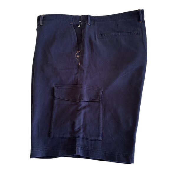 Tommy Bahama Shorts Men's 42 Blue 100% Cotton Cargo Style Pockets Nautical Golf - Picture 3 of 6